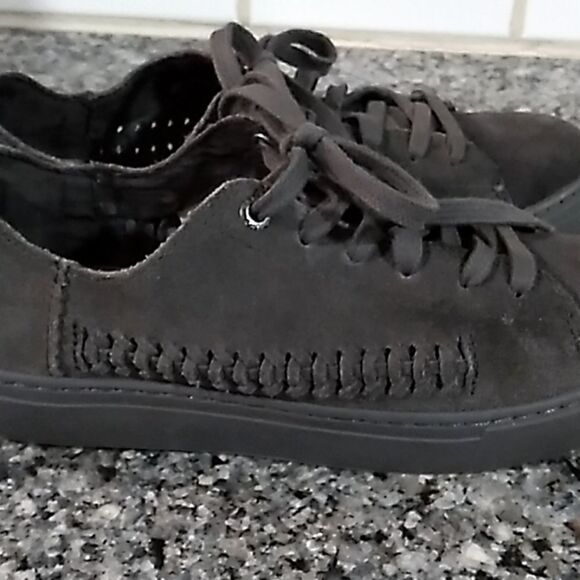 Toms Gray Suede Woven Lace Up Shoes. Sz 6 - Picture 5 of 10
